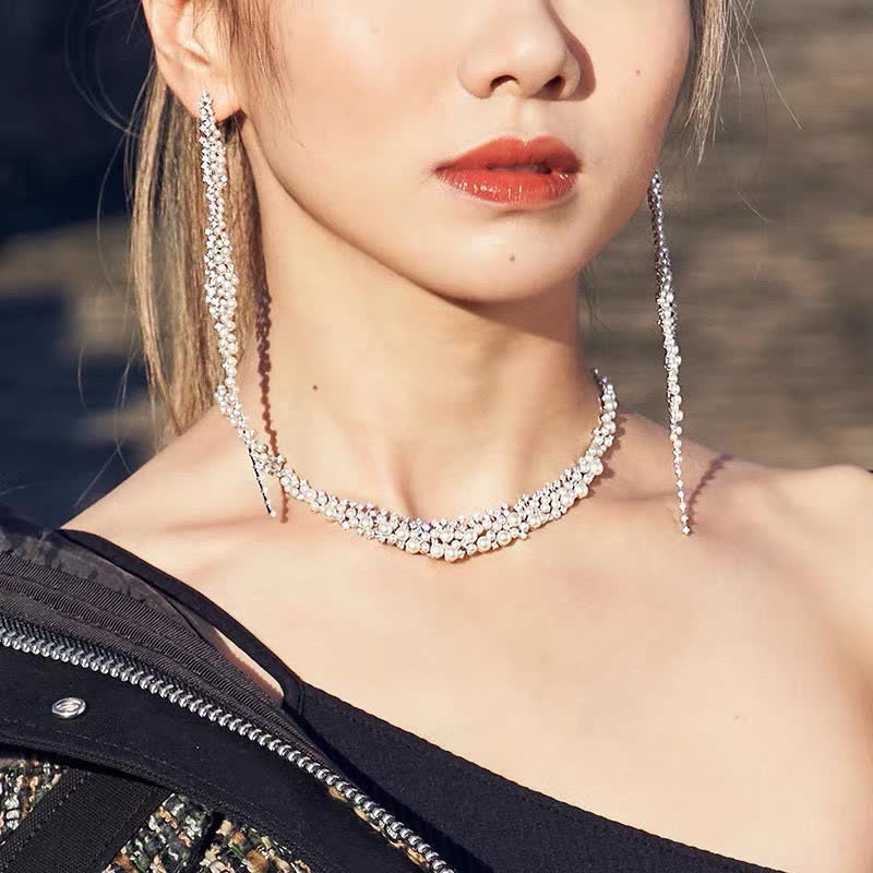 APM Monaco Elegant Diamond Necklace